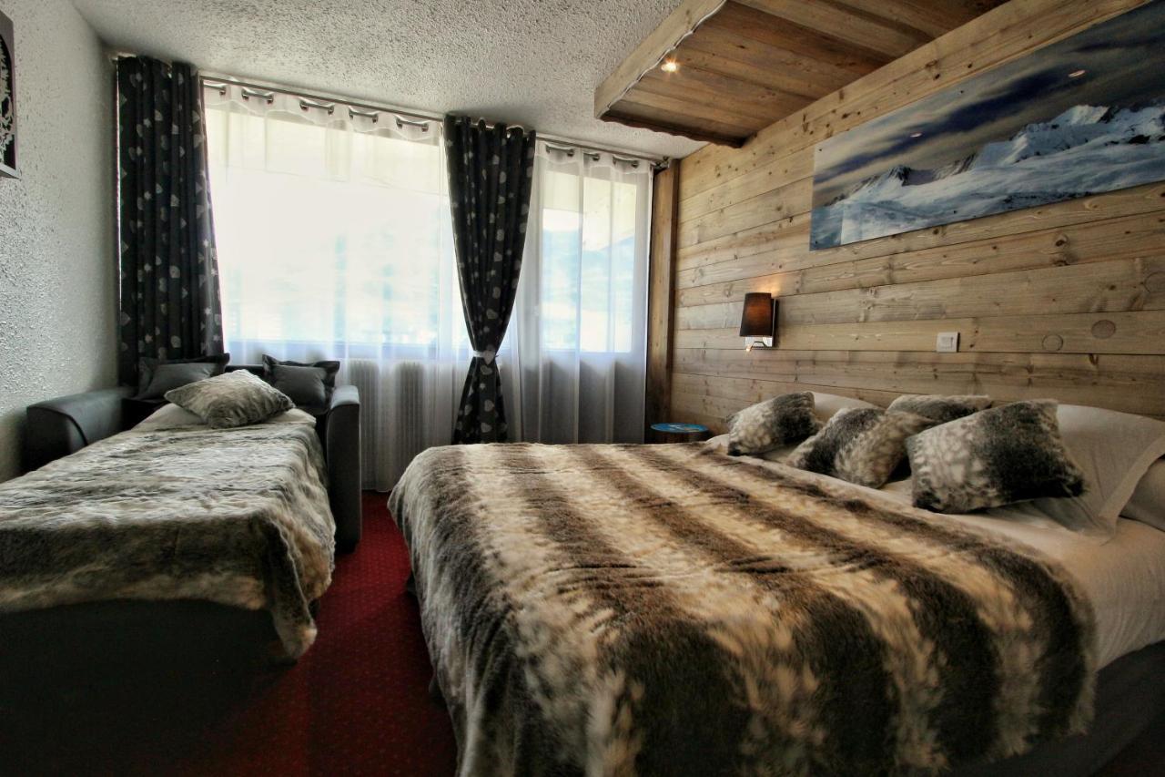 Hotel Le Pelvoux Сен-Мартен-дьо-Белвил Екстериор снимка